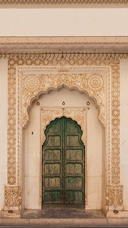 7 Tips For Elderly Travellers Planning To Explore Rajasthan