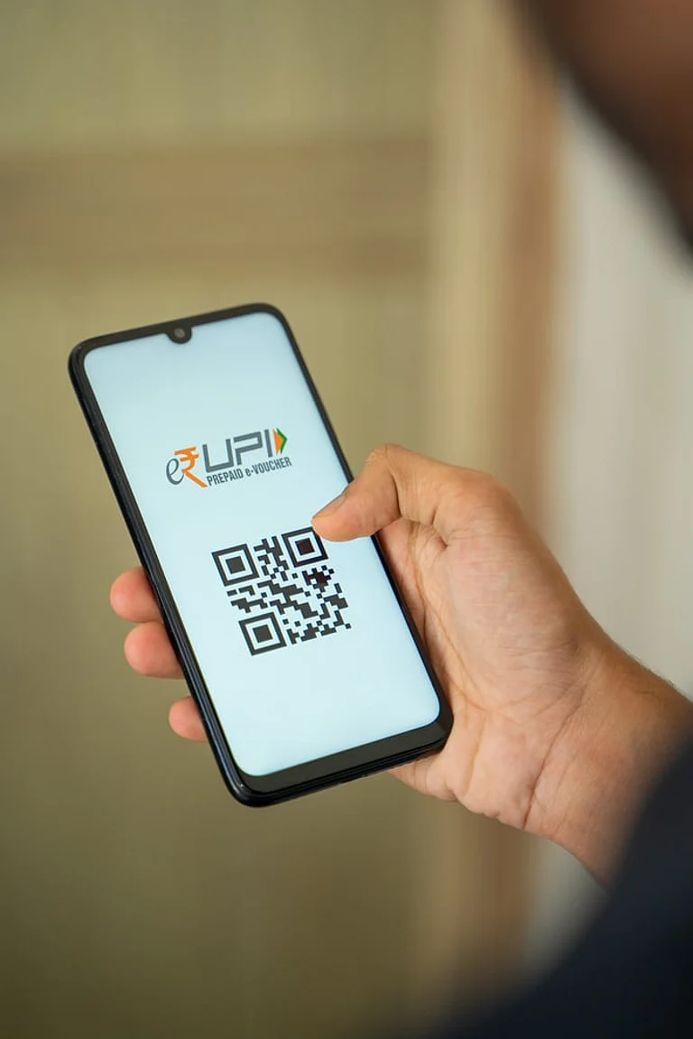 UPI Expands In France - null