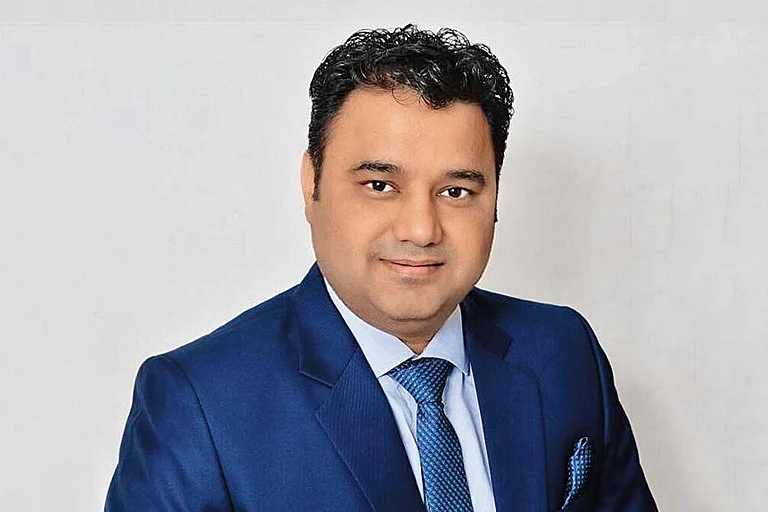 Naveen Kumar Khullar, Founder & Owner – Bachat Nivesh - null