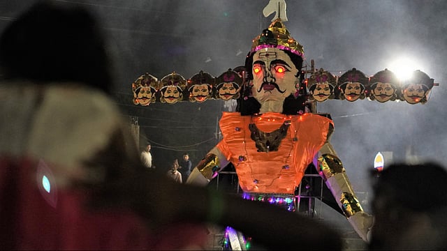 Dussehra 2024: 10 Financial Evils You Can Conquer For Money Management
