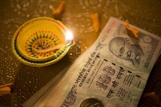 Diwali And Financial Resolutions: A Prosperous New Beginning