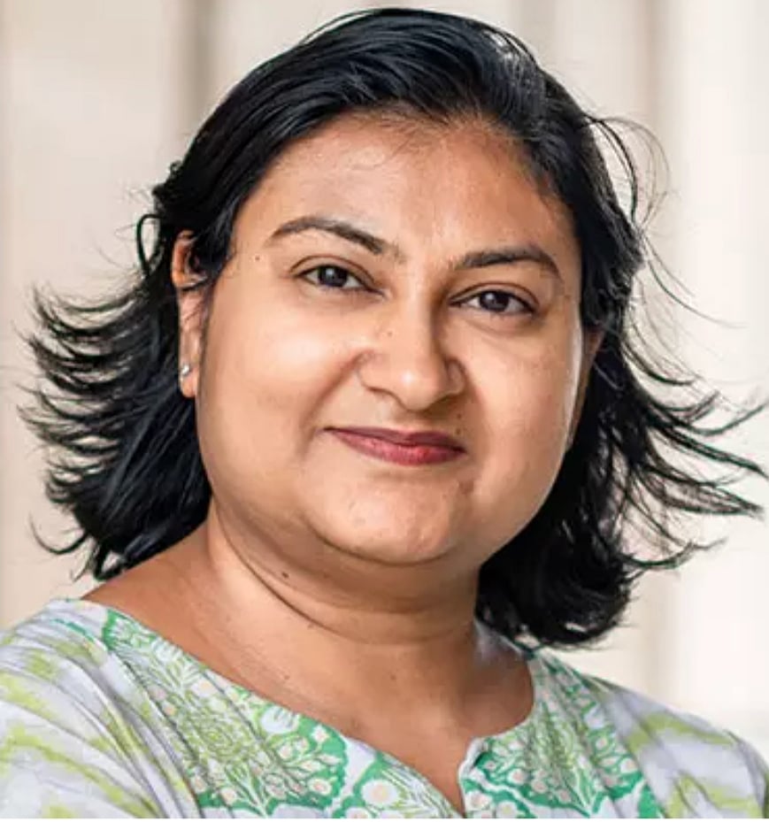 Dr. Arti Omar Chakraborty