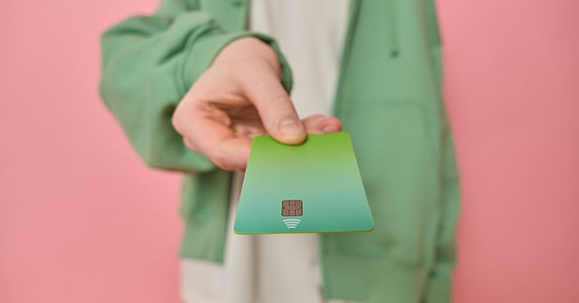 Green Credit Cards: Invest In Eco-Friendly Tomorrow With Every Swipe