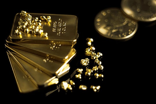RBI Increases Gold Reserves By Over 9% To 876.18 tonnes In CY 2024