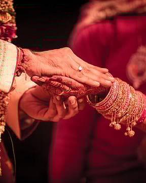 Budget Wedding? Here Are 5 Smart Tips To Follow 