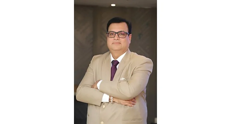 Ashok Holani, Director, Holani Consultants Private Limited - null