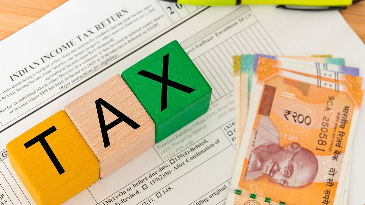 Budget 2025: SBI recommended removal of old tax regime and incresing exemption limit under NPS and health insurance. - null