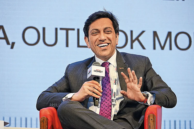 Sumit Madan, Senior Director & Chief Distribution Officer, Axis Max Life Insurance