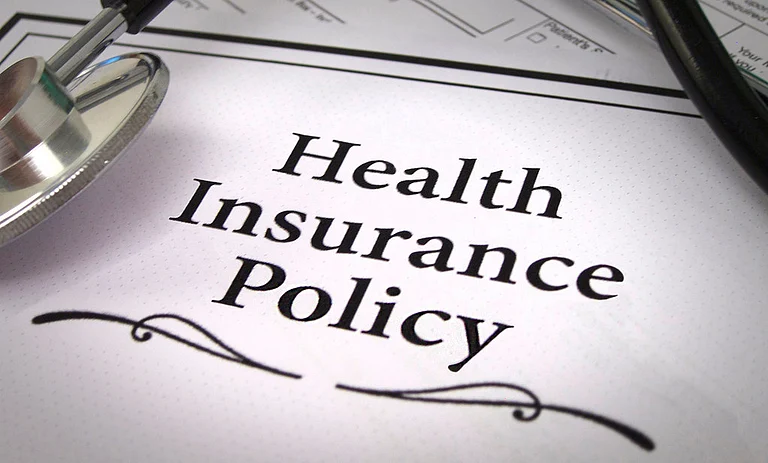 Buying Health Insurance Early - Image: Wikimedia Commons | Flickr
