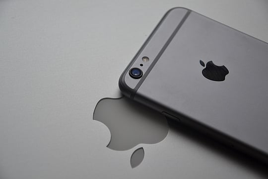 Apple Increases iPhone Output in India to Offset China Tariffs