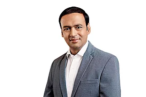 Prabin Agarwal, Founder & CEO, Prabin Agarwal Empowering Investors. AMFI Registered Mutual Fund Distributor