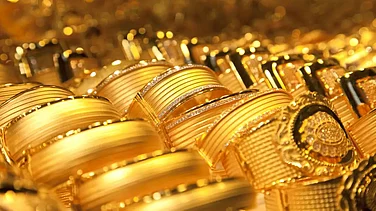 Gold Loan Default: Can Your Pledged Gold Jewellery Be Auctioned?
