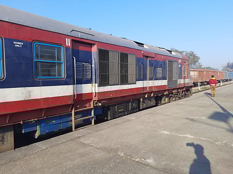 Top 7 Scenic Train Rides In India: A Unique Travel Experience For Senior Travellers