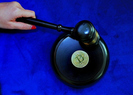 Bank Of England Governor Warns Banks Not To Issue Stablecoins