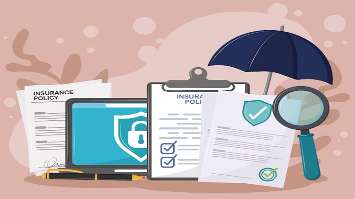 Freepik : Choosing a lower cover amount to save premiums is one of the common mistakes made by many policy seekers looking for term plans. 