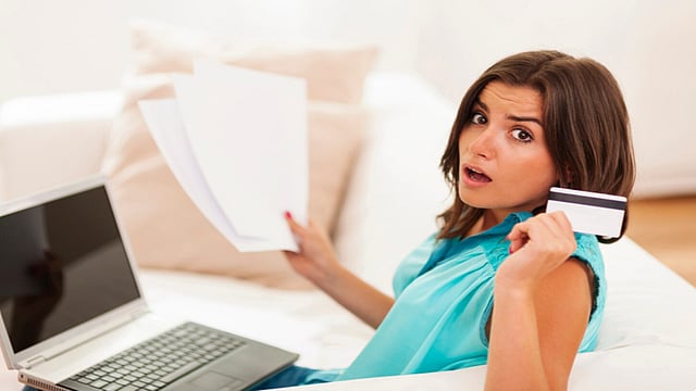 Choosing A Credit Card? Steer Clear Of These Common Pitfalls