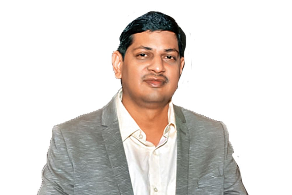 Vineet Gandhi, MFD, FPSB®️ 
Investment Planning Specialist