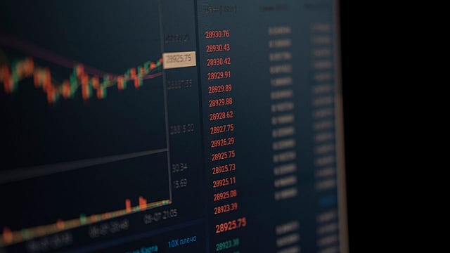 FPIs Bet On Autos In August Second Half Amid GST Cut Optimism, Reduce Holdings In Financials, IT