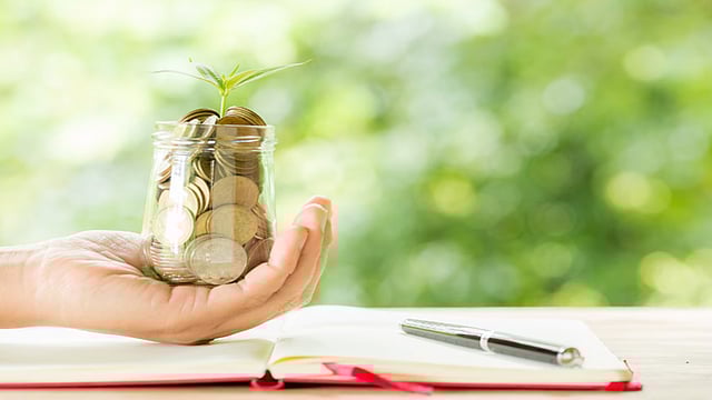 Smart Money Moves To Make Your Retirement Corpus Last Longer