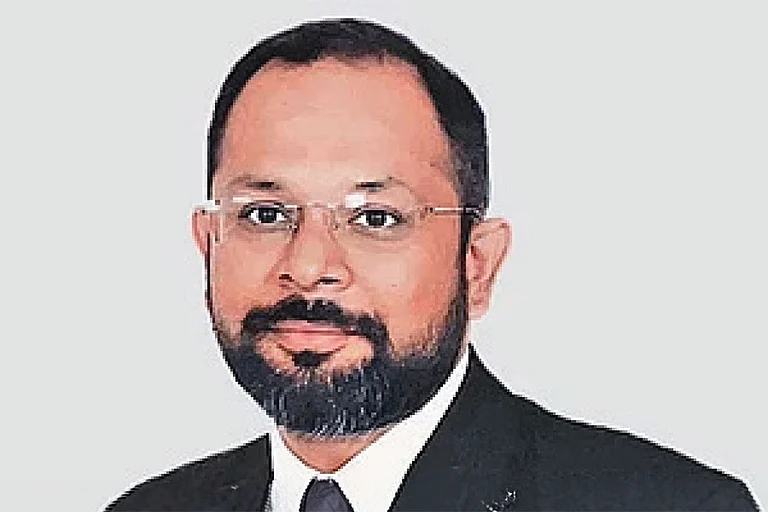Abhimanyu Sharma
Founder, Swarn Wealth - null