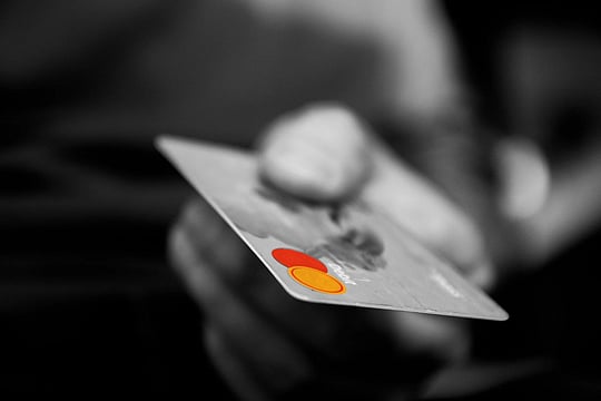 Credit Card Transactions Increase As Debit Card Usage Continues To Decline: RBI Report
