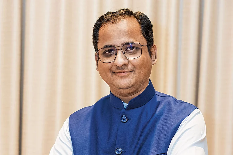 Rahul Joshi Director, SATS FINSERV Pvt Ltd. - null