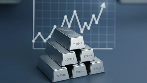 Gemini : Silver hit record highs as a plunging rupee and hopes of a Fed rate cut lifted global bullion prices. (AI-generated)