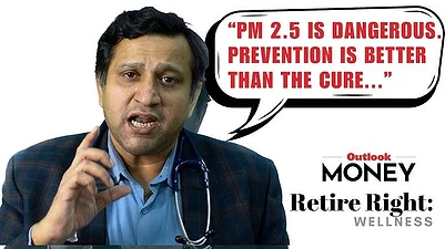 Senior Citizens Face Highest Health Risk From Delhi Pollution, Says Pulmonary Expert