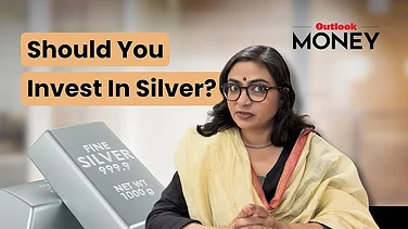 Nidhi Talks: Is Now the Right Time to Invest In Silver?