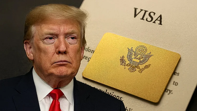 US Revokes 100,000 Visas In 2025, Including Students - AI