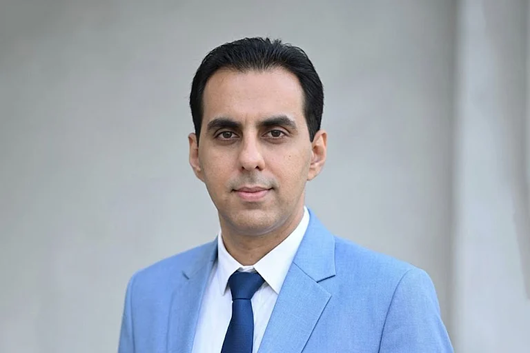 Vinod R Nainani MD & CEO Valab Investment Services Pvt. Ltd. - null