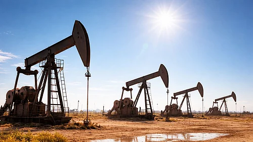 Crude Oil Prices Plunge 5% After Trump Suggests Iran War Could End Soon