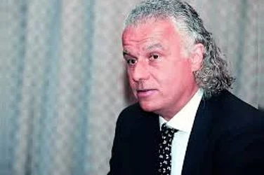 Christopher Wood Of Jefferies Calls To Exit HDFC Bank After Chairman Quits, Cuts India Weightage