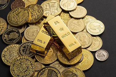 Gold, Silver To Remain Range-Bound, Powell Speech, West Asia In Focus: Analysts