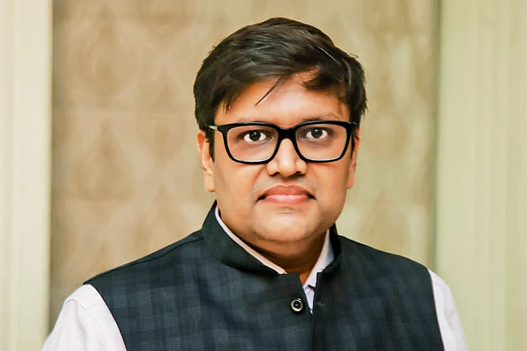 Ritesh Tibrewal MD, R.K.Tibrewal, Varanasi - null