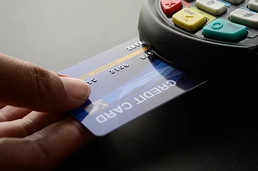 Delay In Credit Card Closure Leads To Rs 3.21 Lakh Payout; RBI Norms Explained