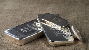 Canva : Silver had touched an all-time high of Rs 4.57 lakh in January this year.