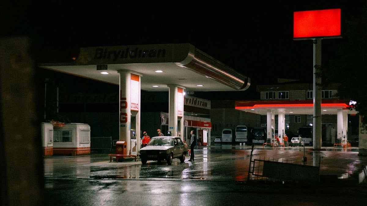 Canva : Petrol and diesel prices were hiked for the second time in a week. 