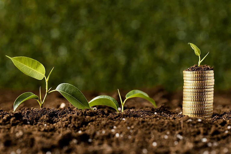 Maharashtra Approves Rs 2 Lakh Farm Loan Waiver Scheme - null