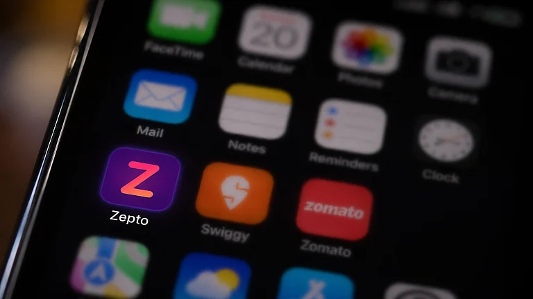 Investors wanted the valuation to be 30-40 per cent lower than the $4-5 billion range that Zepto was willing to accept. (AI-generated) - ChatGPT