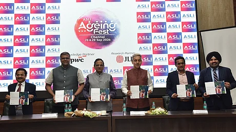 (From Left to Right) Dr. Rana Mehta, PwC India; Rajagopal G., Chairman, ASLI; Dr. V.K. Paul, Former Member, NITI Aayog; Sudhansh Pant, Secretary, Ministry of Social Justice & Empowerment, Ankur Gupta, JMD, Ashiana Housing; and Karan Singh Sodi, SMD, JLL India, releasing the report