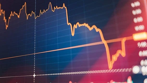 FPIs sell financial services stocks while continuing to invest in India's healthcare sector - Canva
