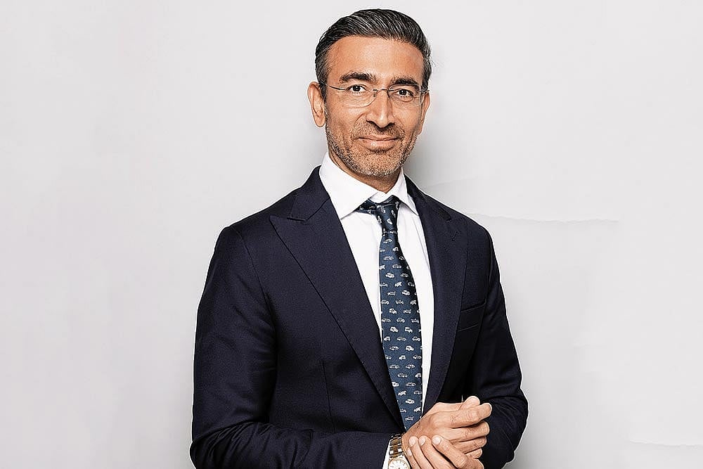 Naveen Gogia,  Executive Vice President & Co-Head - Sales & Distribution, HDFC Asset Management Co. Ltd. : Naveen Gogia,  Executive Vice President & Co-Head - Sales & Distribution, HDFC Asset Management Co. Ltd.