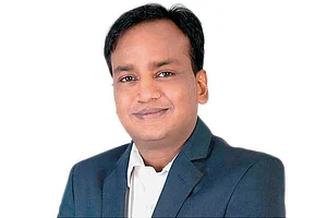 Signs Of Being Debt Trapped : Signs Of Being Debt Trapped