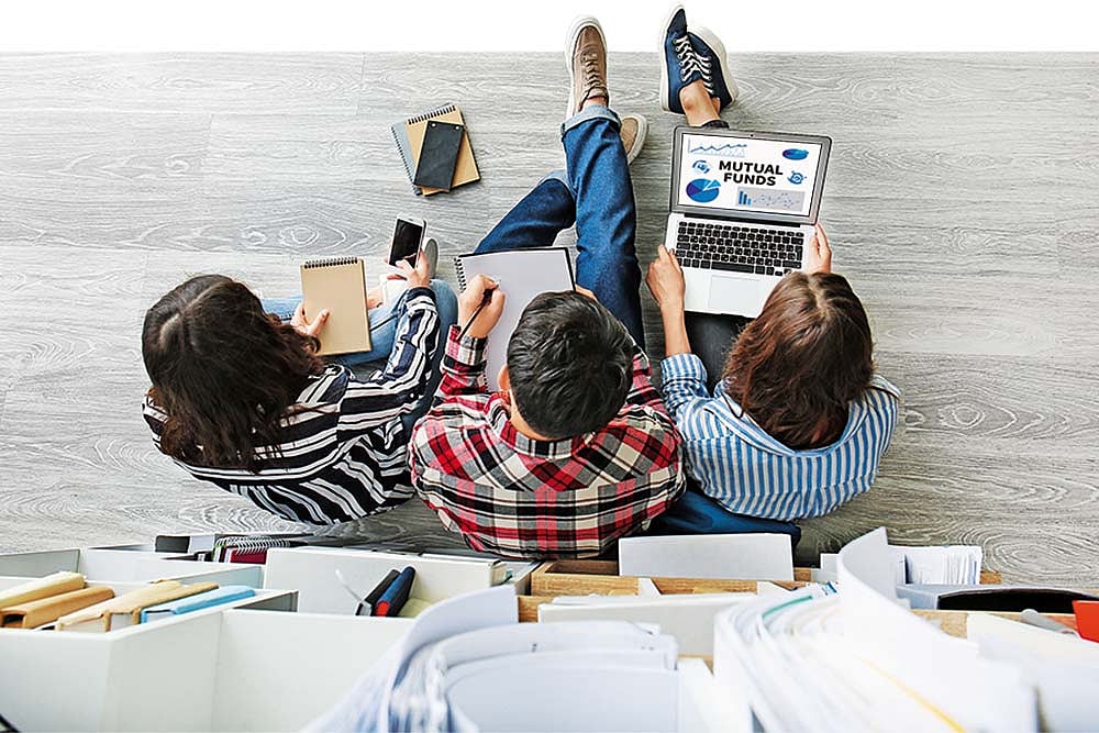 Invest In Liquid MFs For Emergencies : Invest In Liquid MFs For Emergencies