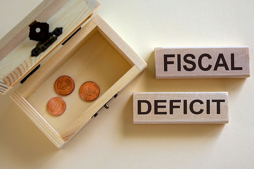Fiscal Deficit Target Boosts Bonds : Fiscal Deficit Target Boosts Bonds