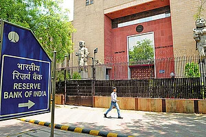 Standing Deposit Facility : Standing Deposit Facility