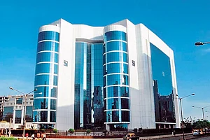 Two-Tier Benchmarking : Two-Tier Benchmarking