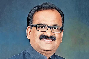 Knowledge, Caution, And Responsible Action Key To Becoming A Successful Investor : Knowledge, Caution, And Responsible Action Key To Becoming A Successful Investor