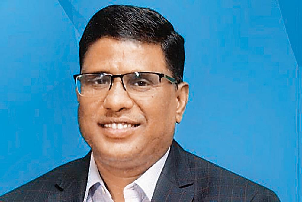 Dr Ramesh Maloo Ph.D., CFP and Director Maloo Investwise Private Ltd. : Dr Ramesh Maloo Ph.D., CFP and Director Maloo Investwise Private Ltd.